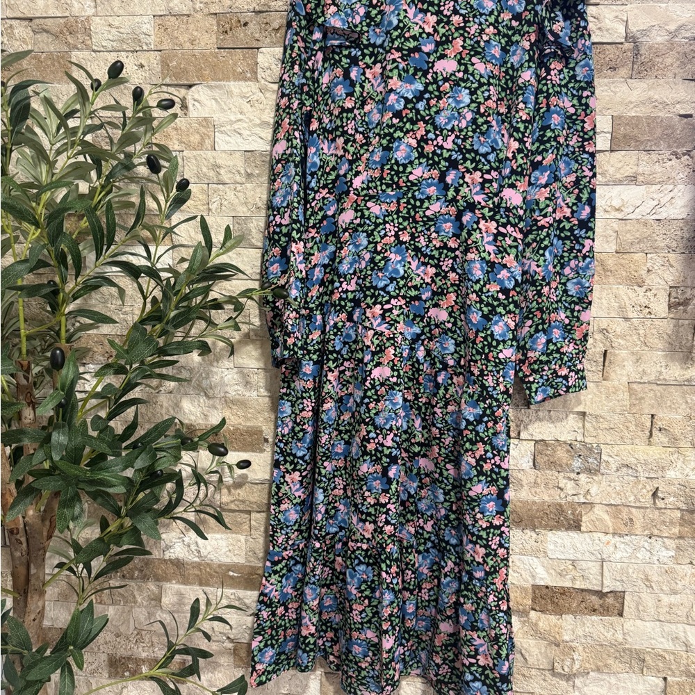 Elegant Floral Long Sleeve Dress